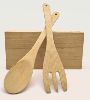 cuchara y tenedor de madera